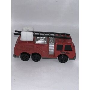 VINTAGE 1992 TONKA DIE CAST #5 FIRE TRUCK W/ MOVING LADDER 4 INCH SMALL
